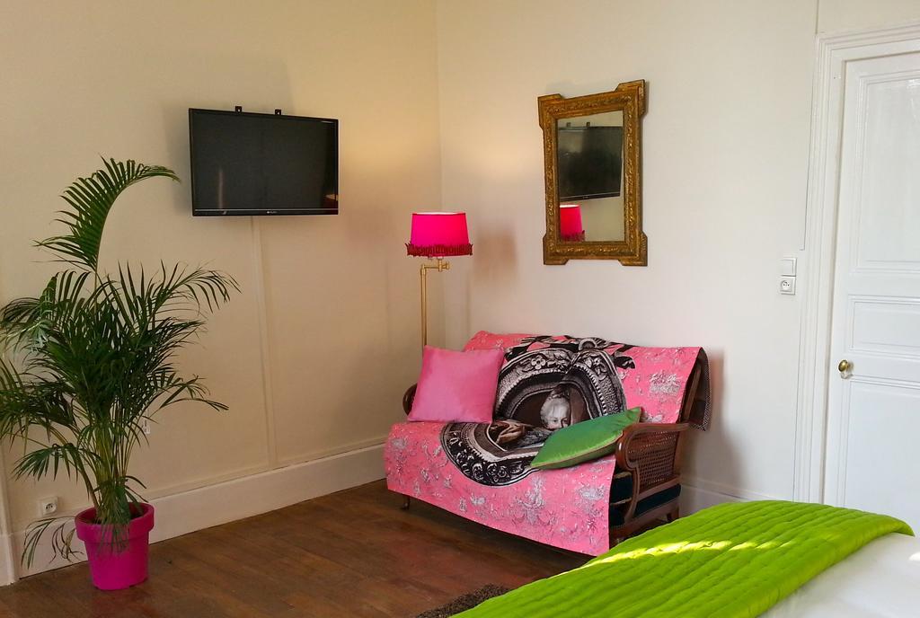 Chambres D'Hotes Les Francieres Vierzon Room photo